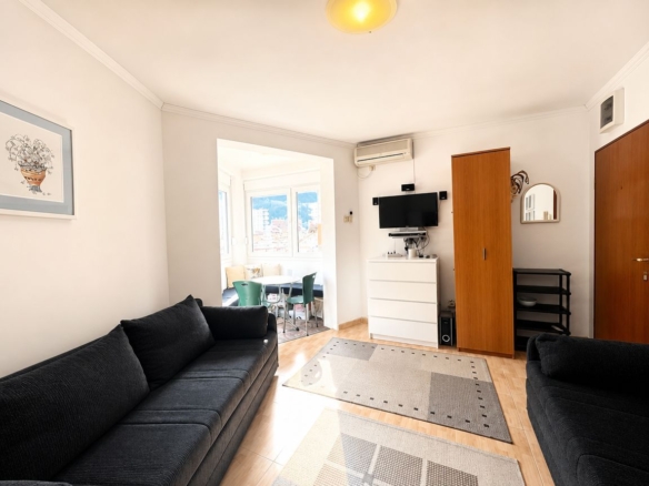 Izdavanje moderno opremljenog studio apartmana – Rafailovići (Dugoročni najam)