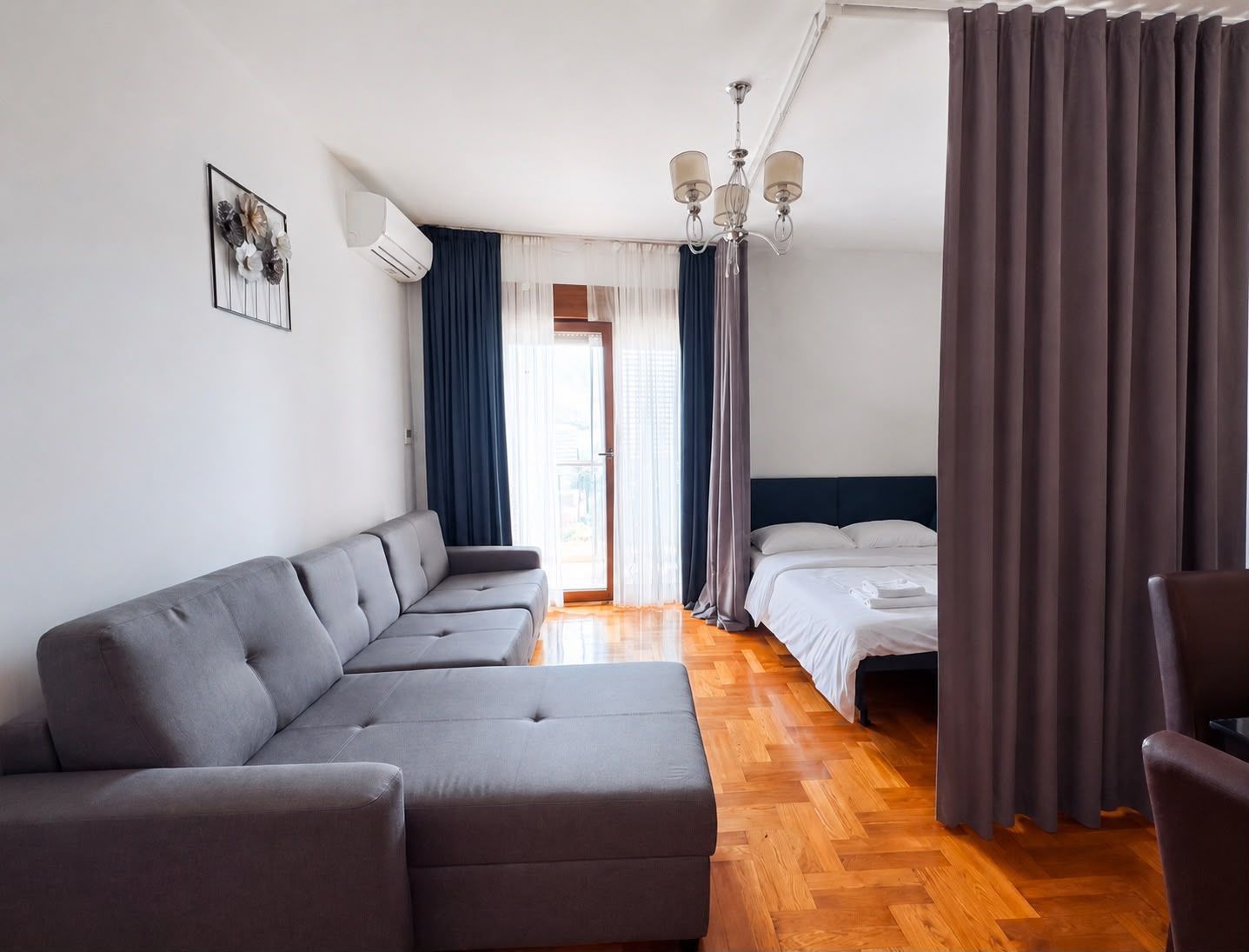 c85f5404-7a5a-4f18-81d7-9e6ff109e787 Moderno opremljen studio apartman 42m2 sa pogledom na more-Becici,Anatoilia