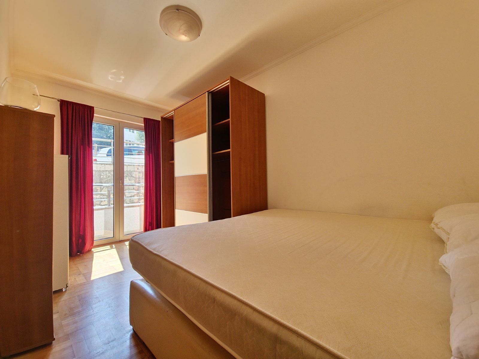 cf17ab38-308d-4a8c-bd6a-7822d96119b1 Izdavanje jednosobnog stana 30 m² – Bečići (IZDAVANJE NA DUZI PERIOD)
