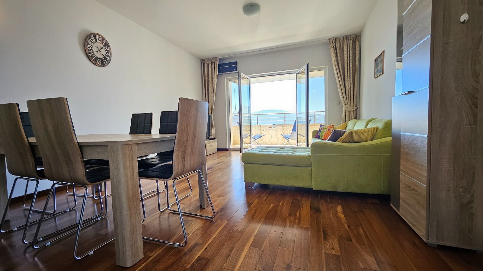 930217b2-6415-4a6c-a493-adcfe6ea6cf8 Prodaja dvosobnog stana 90 m² sa pogledom na more – Donja Lastva, Tivat