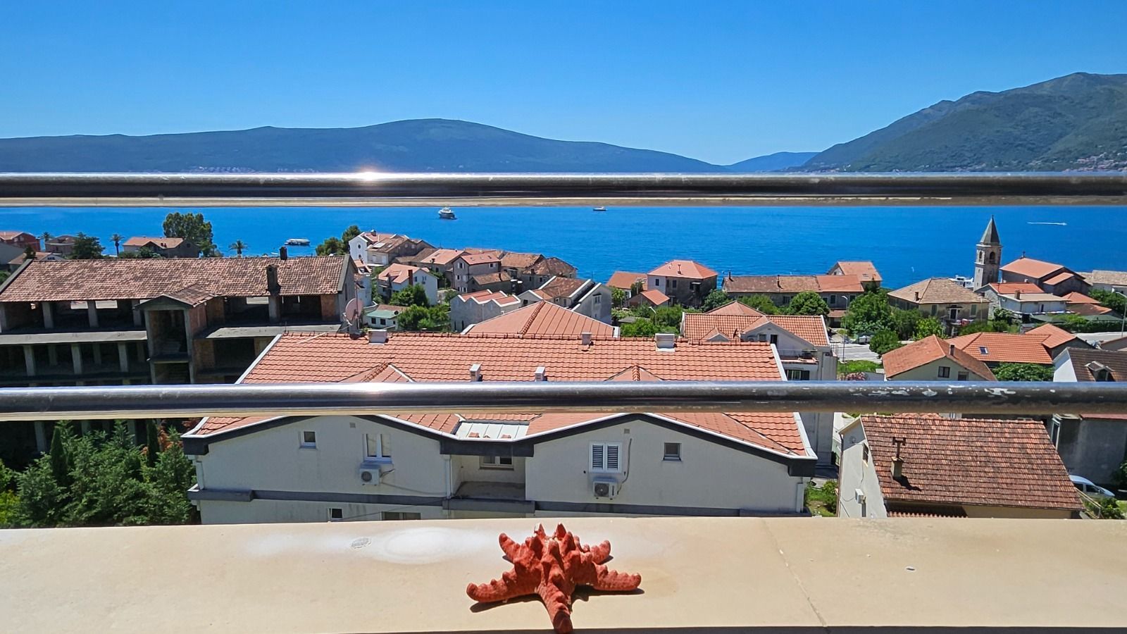 f6b94666-2948-42b3-8000-1ac994c6ba4b Prodaja dvosobnog stana 90 m² sa pogledom na more – Donja Lastva, Tivat