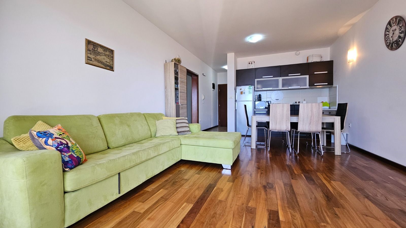 b37ccf84-4d7e-4454-b124-af89e0975a5b Prodaja dvosobnog stana 90 m² sa pogledom na more – Donja Lastva, Tivat