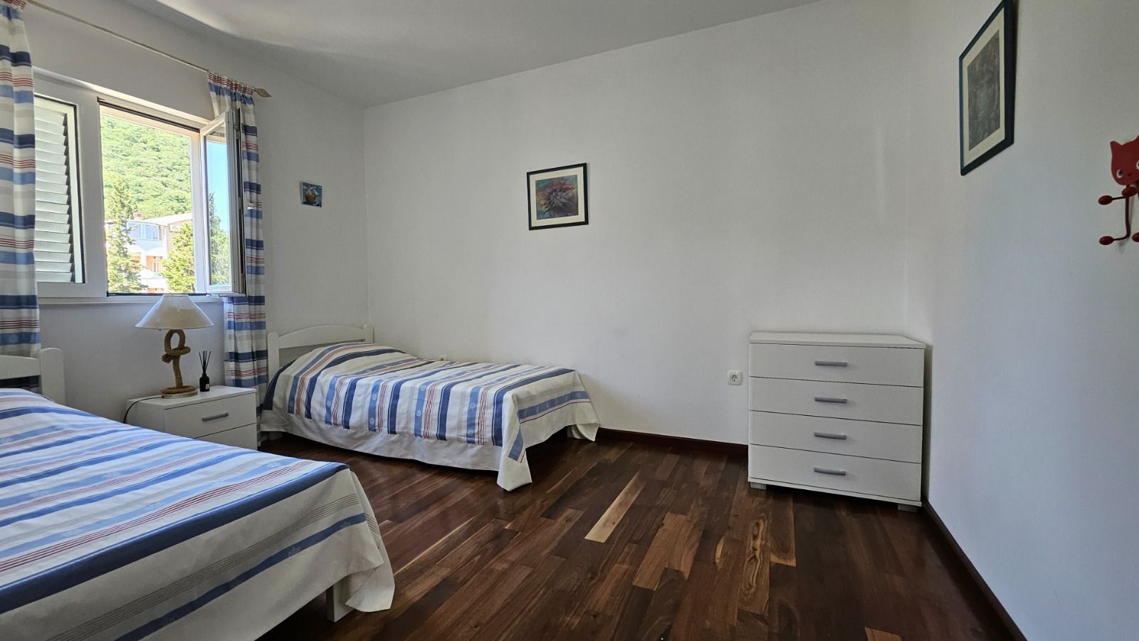 3eea899c-84e7-4a58-b030-b942e4ecb587 Prodaja dvosobnog stana 90 m² sa pogledom na more – Donja Lastva, Tivat