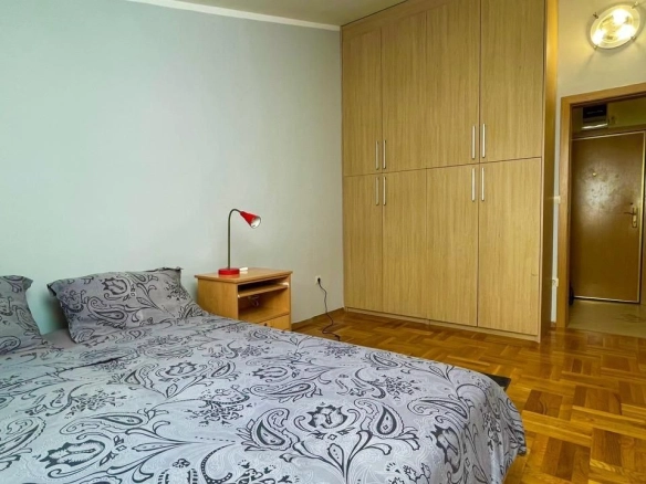 Budva-Jednosoban stan 53m2 na atraktivnoj lokaciji (Na period od 01.10.2026 do 01.06.2027)