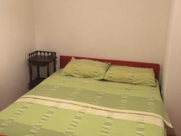 Dvosoban stan 59 m² na prvom spratu stare kuće – Rozino, Budva