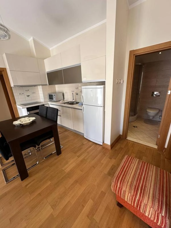 Dvosoban stan 68 m² – Pržno, Budva — fotografija 8