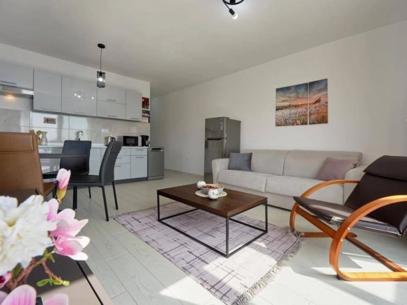 Dvosoban stan 55 m² – Pržno, Budva — fotografija 3