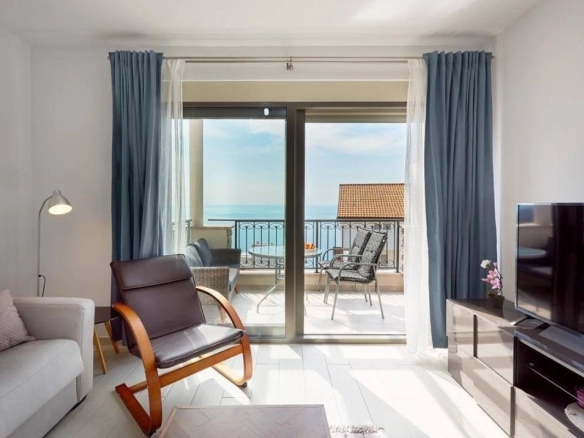 Dvosoban stan 55 m² – Pržno, Budva — fotografija 4