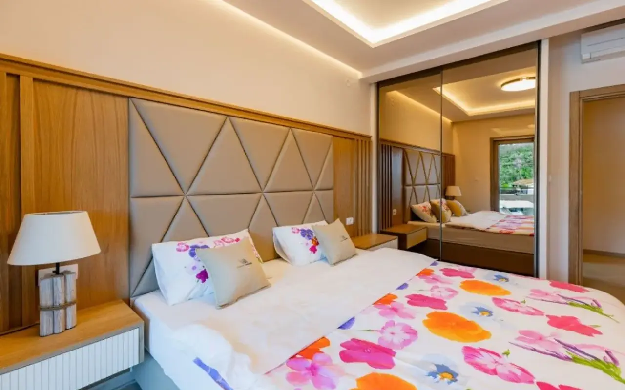 Dvosoban-penthaus-sa-pogledom-na-more-Przno-Budva-8 Dvosoban stan 96 m² – Pržno, Budva — fotografija 9