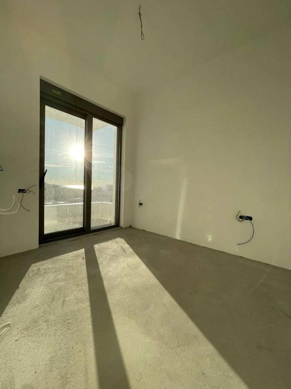 Trosoban-stan-u-kompleksu-Montesa-Hill-Becici-Budva-5 Trosoban stan 113 m² sa pogledom na more u kompleksu Montesa Hill – Bečići, Budva