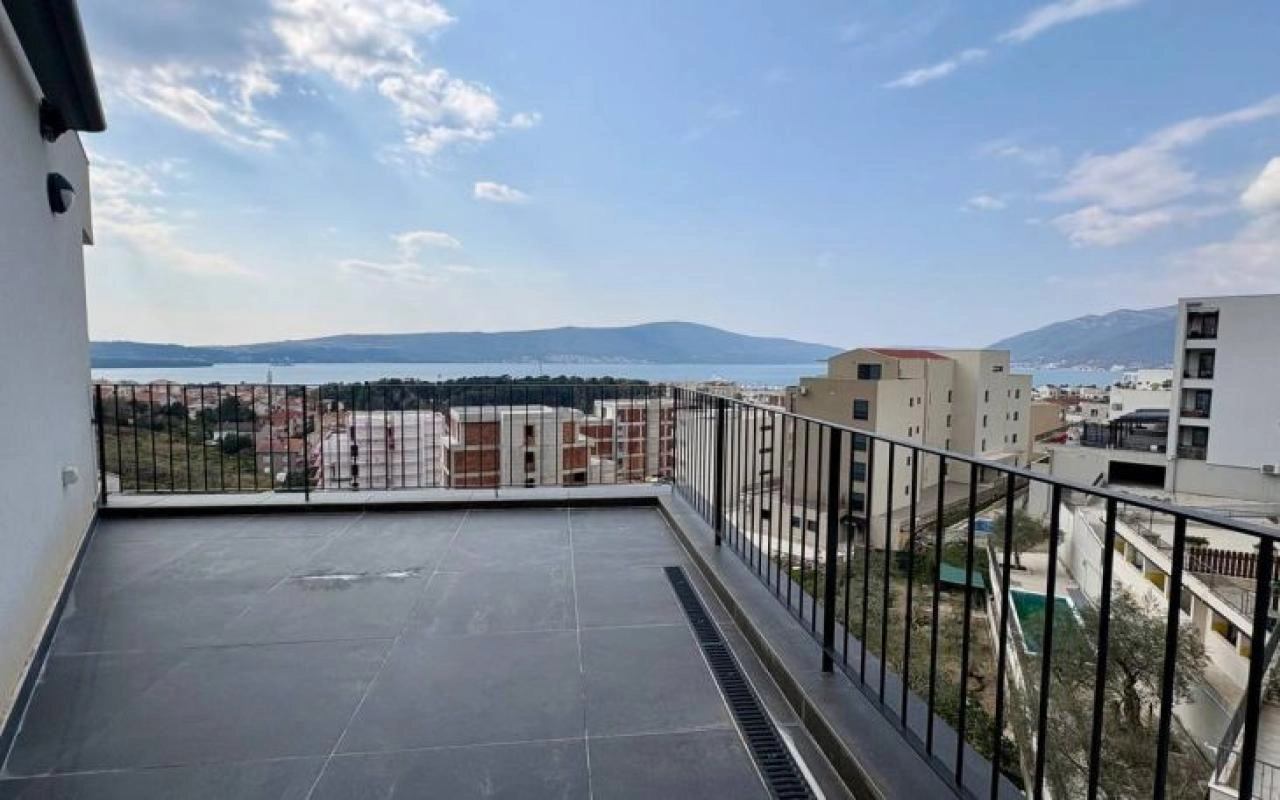 Jednosoban-stan-sa-terasom-na-Mazini-Tivat Jednosoban stan sa terasom na Mažini
