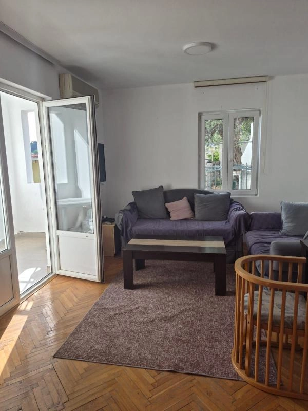 Dvosoban-stan-u-centru-Petrovca-Budva-4 Dvosoban stan 59 m² – Petrovac, Budva — fotografija 5