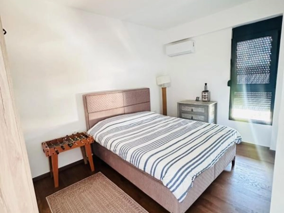 Izdavanje: Dvosoban stan 70 m² u novogradnji sa pogledom na more – Čeluga, Bar