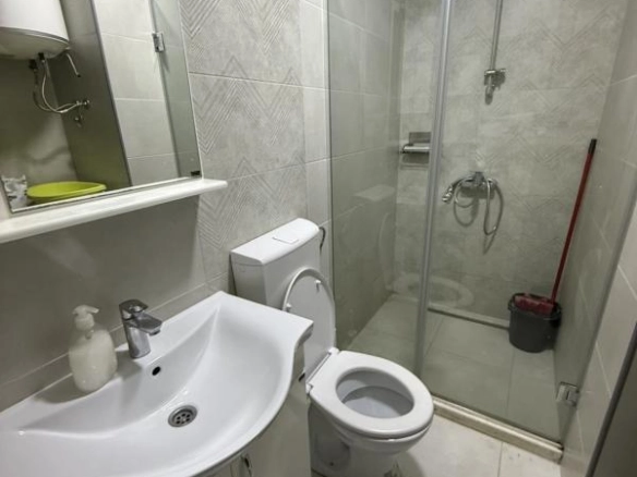 Jednosoban stan 41 m² u novogradnji sa liftom i namještajem – Ulcinj