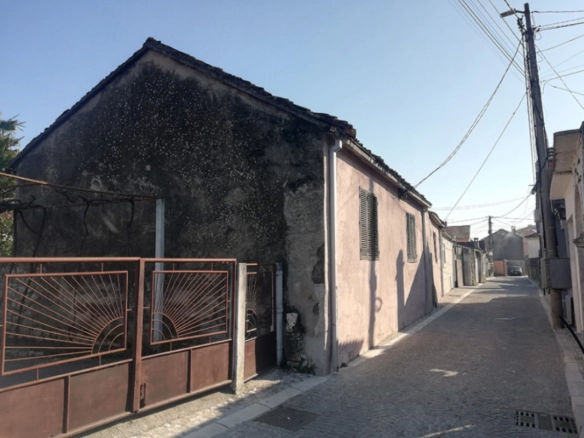 Kamene kuće za renoviranje u Staroj Varoši