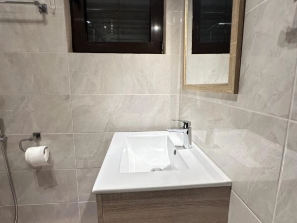 Kuća 183 m² od kamena sa pogledom na more – Zagrađe, Bar