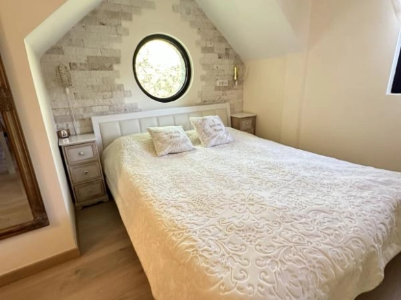 Kuća 183 m² od kamena sa pogledom na more – Zagrađe, Bar