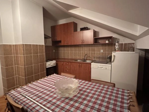 Jednosoban stan 62 m² na posljednjem spratu sa liftom – Stari aerodrom, Podgorica