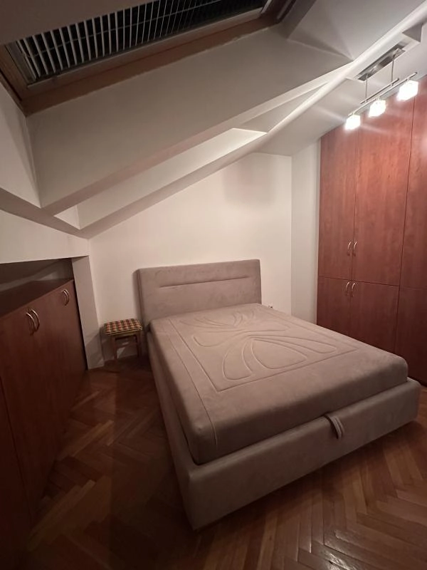 Jednosoban stan 62 m² na posljednjem spratu sa liftom – Stari aerodrom, Podgorica