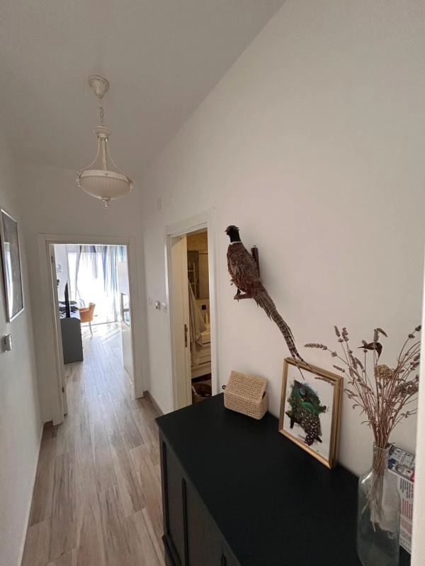 Dvosoban-stan-sa-pogledom-na-more-Dobra-Voda-Bar-11 Dvosoban stan 83 m² na prvoj liniji sa pogledom na more – Dobra Voda, Bar