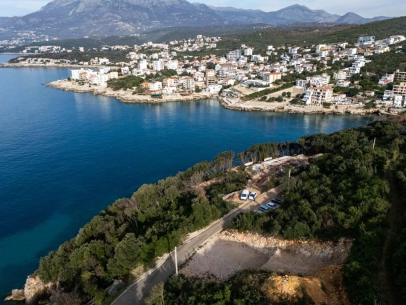 Plac 683 m² na prvoj liniji do mora sa panoramskim pogledom – Utjeha, Bar