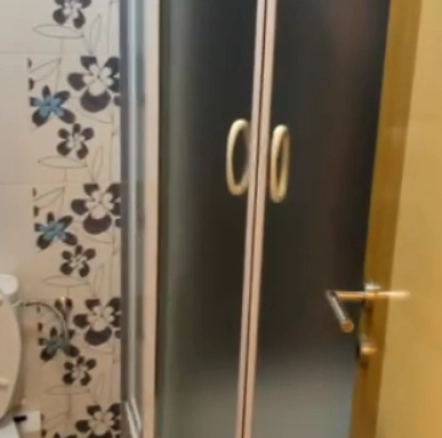 Izdavanje: Jednosoban stan 45 m² u novoj zgradi sa liftom – Konik, Podgorica