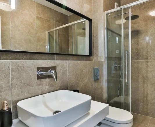 Kuća 223 m² sa pogledom na more i bazenom – Sveti Stefan, Budva
