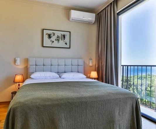 Kuća 223 m² sa pogledom na more i bazenom – Sveti Stefan, Budva