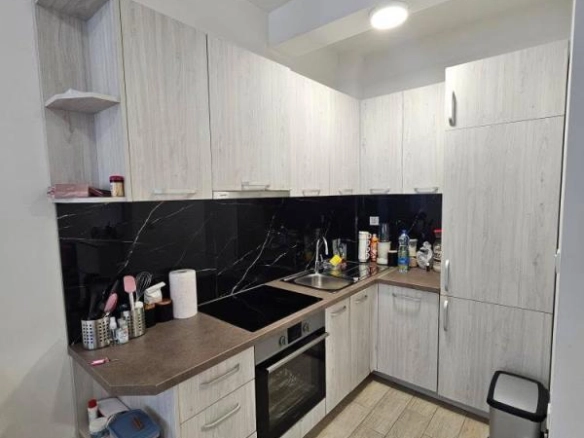 Dvosoban stan 57 m² u novogradnji blizu Univerziteta – Rozino, Budva