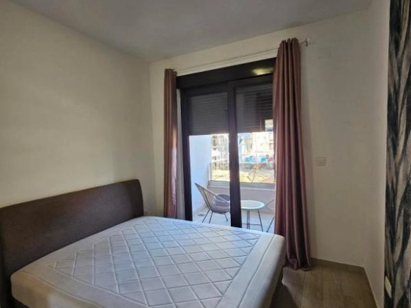 Dvosoban stan 57 m² u novogradnji blizu Univerziteta – Rozino, Budva