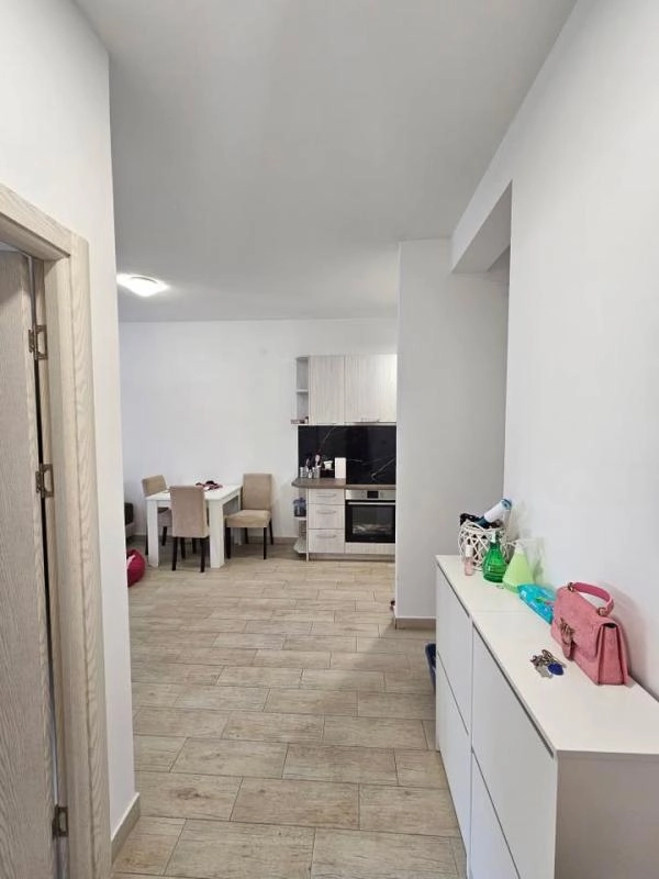 Dvosoban stan 57 m² u novogradnji blizu Univerziteta – Rozino, Budva