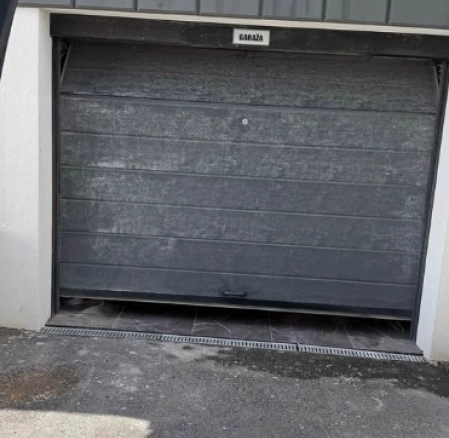Garaža 28 m² u Dobroj Vodi