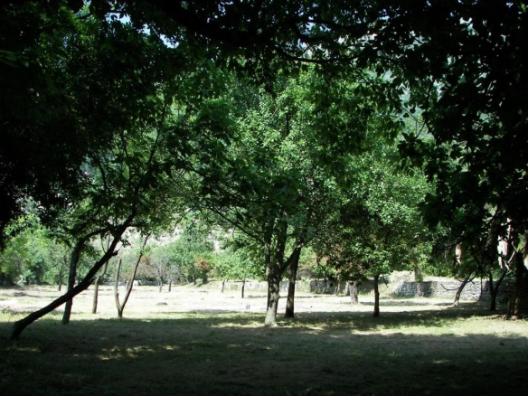Plac sa ostacima rimske vile u Risnu