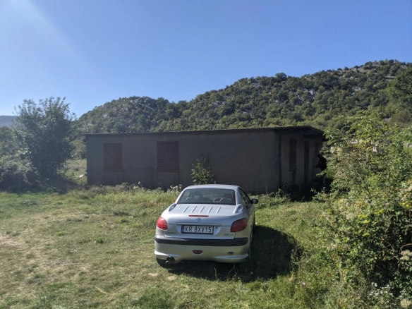 Nedovršena kuća u Kruševicama