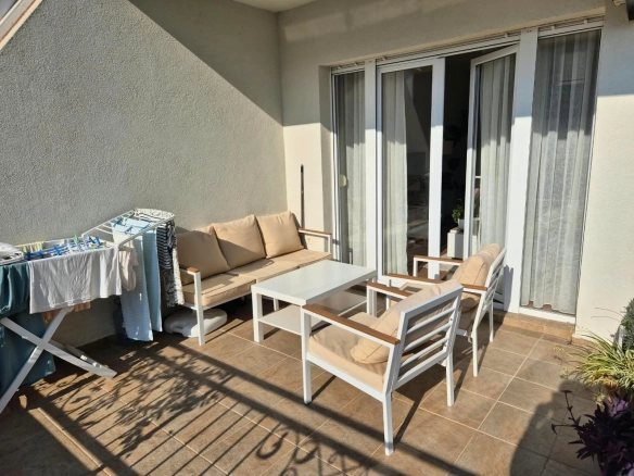 Jednosoban moderno opremljen stan 48m2 – Dubovica, Budva (dugoročni najam)
