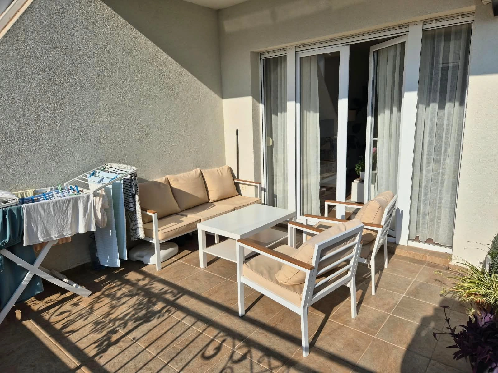 Jednosoban moderno opremljen stan 48m2 – Dubovica, Budva (dugoročni najam)