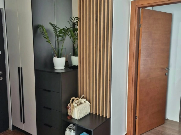 Jednosoban moderno opremljen stan 48m2 – Dubovica, Budva (dugoročni najam)