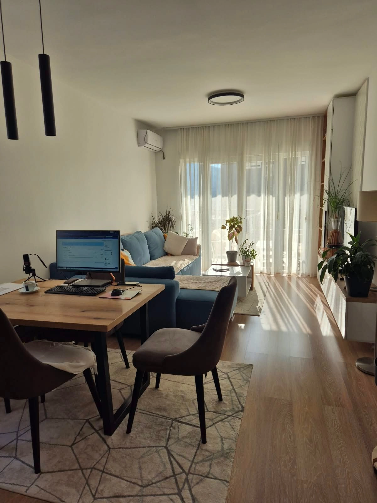 Jednosoban moderno opremljen stan 48m2 – Dubovica, Budva (dugoročni najam)