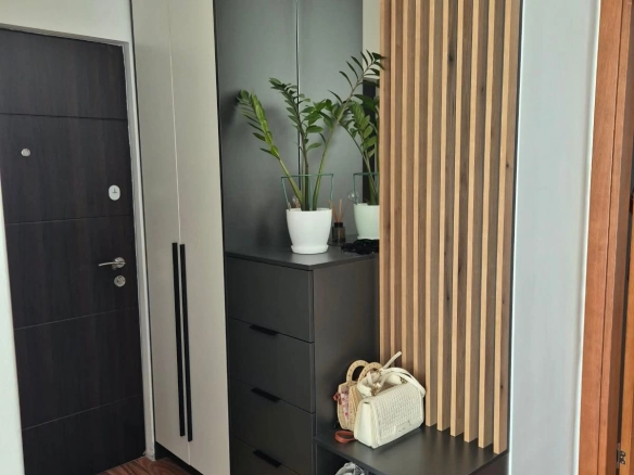 Jednosoban moderno opremljen stan 48m2 – Dubovica, Budva (dugoročni najam)