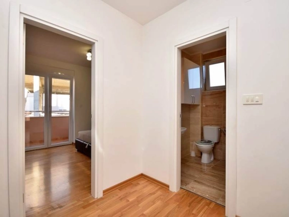 Izdavanje: Dvosoban stan 55 m², nov i namješten – Igalo, Herceg Novi