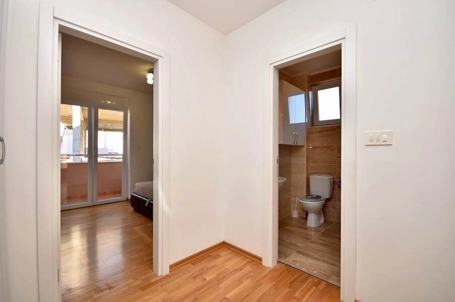 Izdavanje: Dvosoban stan 55 m², nov i namješten – Igalo, Herceg Novi