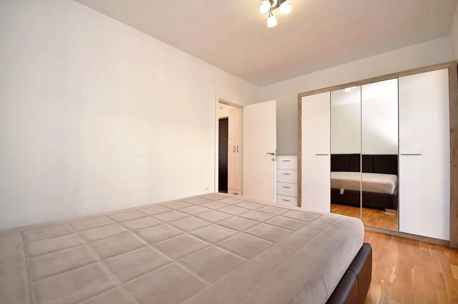 Izdavanje: Dvosoban stan 55 m², nov i namješten – Igalo, Herceg Novi