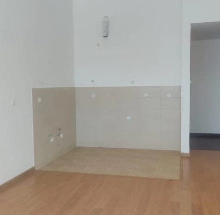 Trosoban stan 169 m² na posljednjem spratu sa terasom – Petrovac, Budva