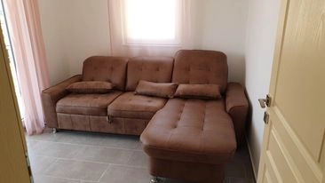 Izdavanje: Trosoban stan 90 m² u kući, potpuno opremljen – Sutomore, Bar