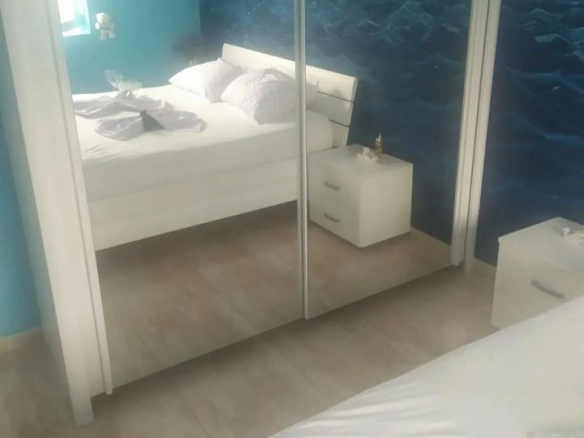 Kuća 150 m² sa četiri stana na placu od 200 m² – Sutomore, Bar