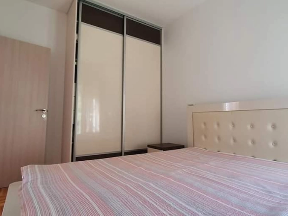 Jednosoban stan 64 m² sa pogledom na more i planine – Lazi, Budva