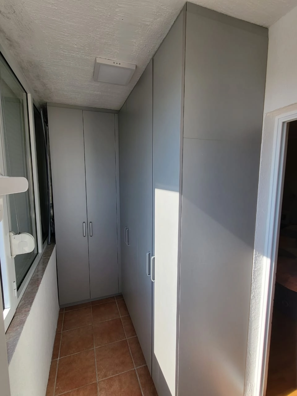 Trosoban stan 100 m² sa pogledom na grad i more – Babin Do, Budva