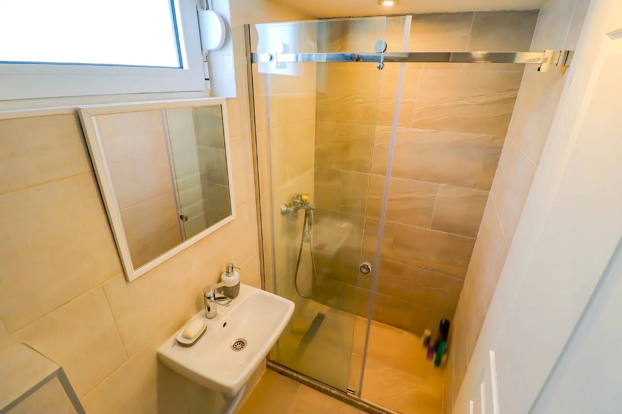Trosoban-stan-u-centru-Bara-7 Trosoban stan 112 m² potpuno renoviran, u centru – Bar