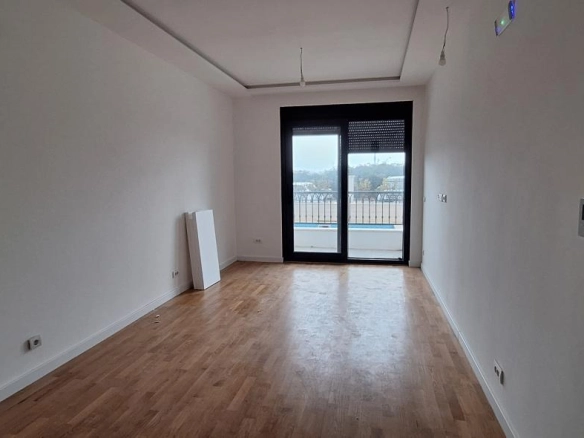 Jednosoban stan 51 m² u novogradnji sa bazenom – Bar