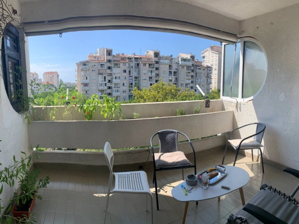 Trosoban stan od 105 m² u Baru
